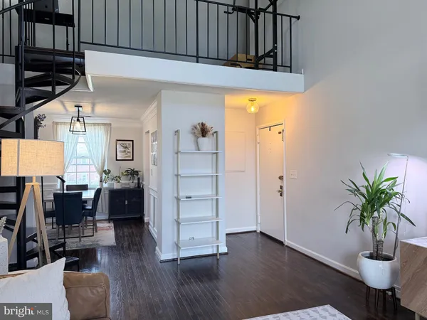 $2,650 | 4628 36th Street South, Unit B1, Arlington, VA 22206