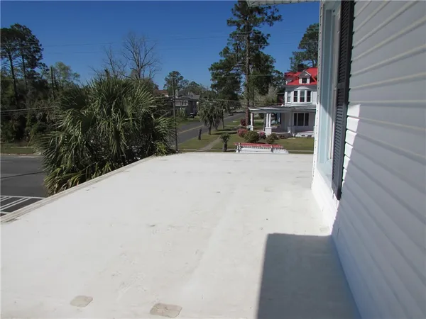 $400,000 | 915 Carswell Avenue, Waycross, GA 31503