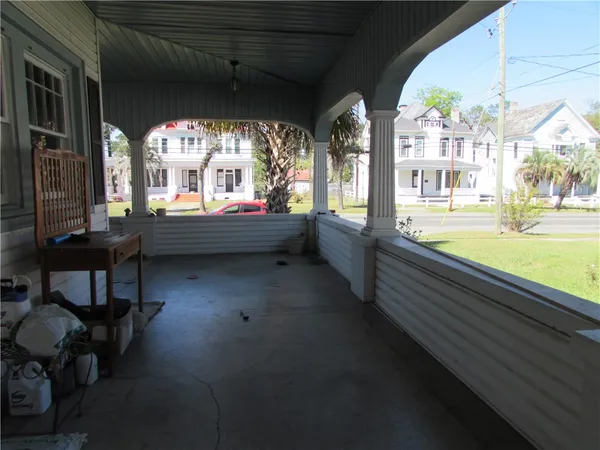 $400,000 | 915 Carswell Avenue, Waycross, GA 31503