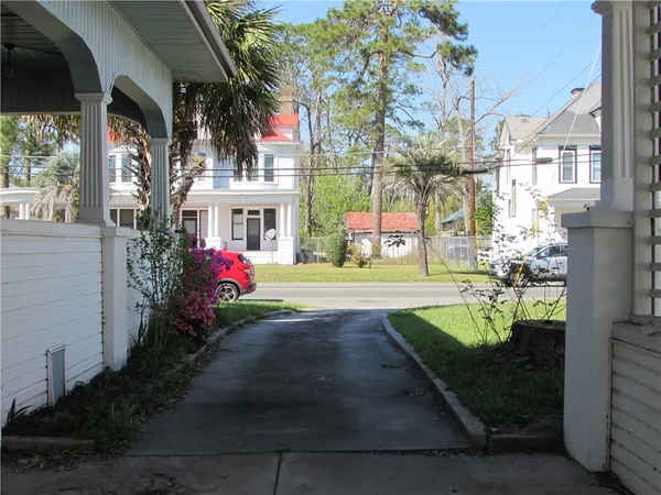 $400,000 | 915 Carswell Avenue, Waycross, GA 31503