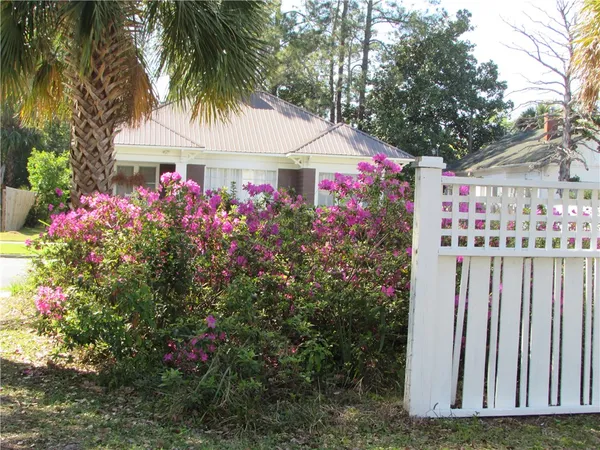 $400,000 | 915 Carswell Avenue, Waycross, GA 31503