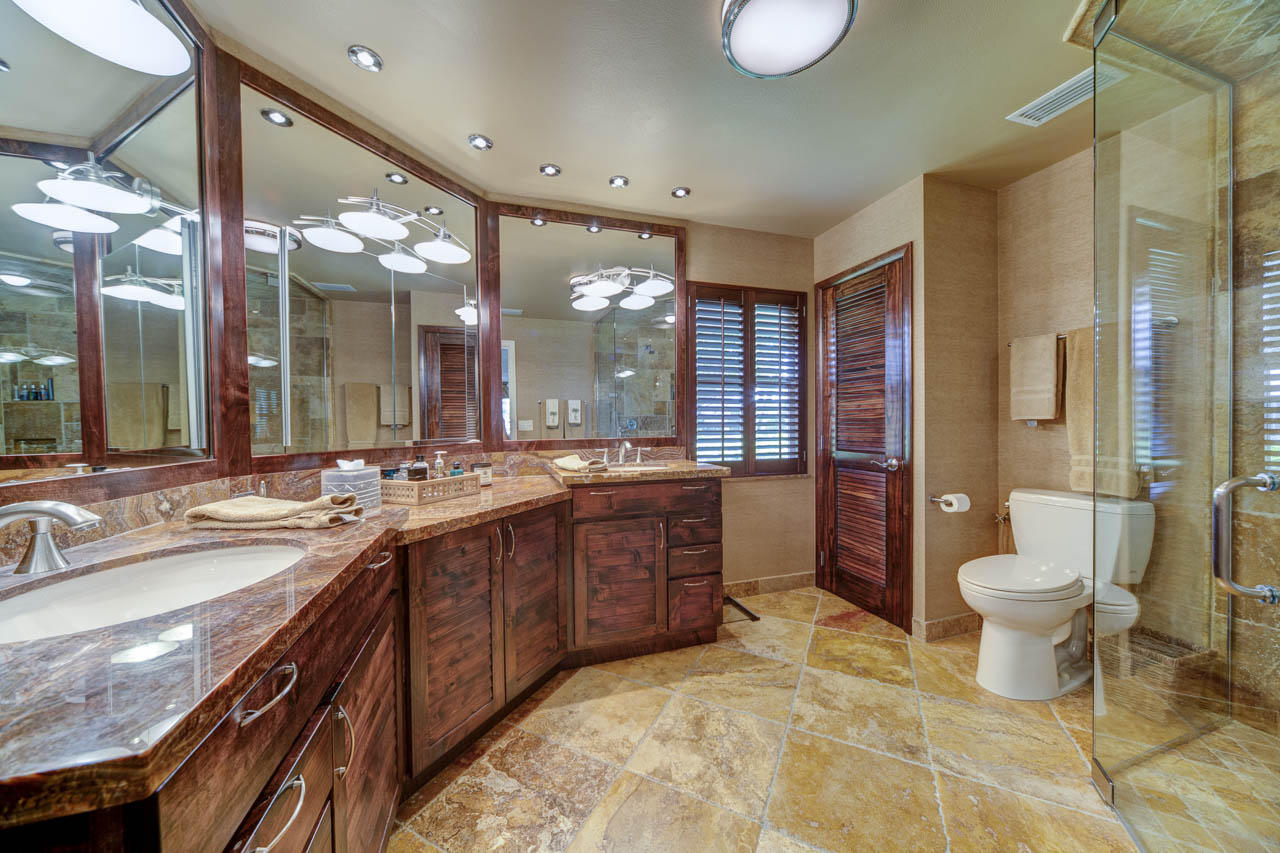 1219 Southwest Dyer Point Road Palm City, FL 34990 - Photo 12 of 25 Master Bathroom