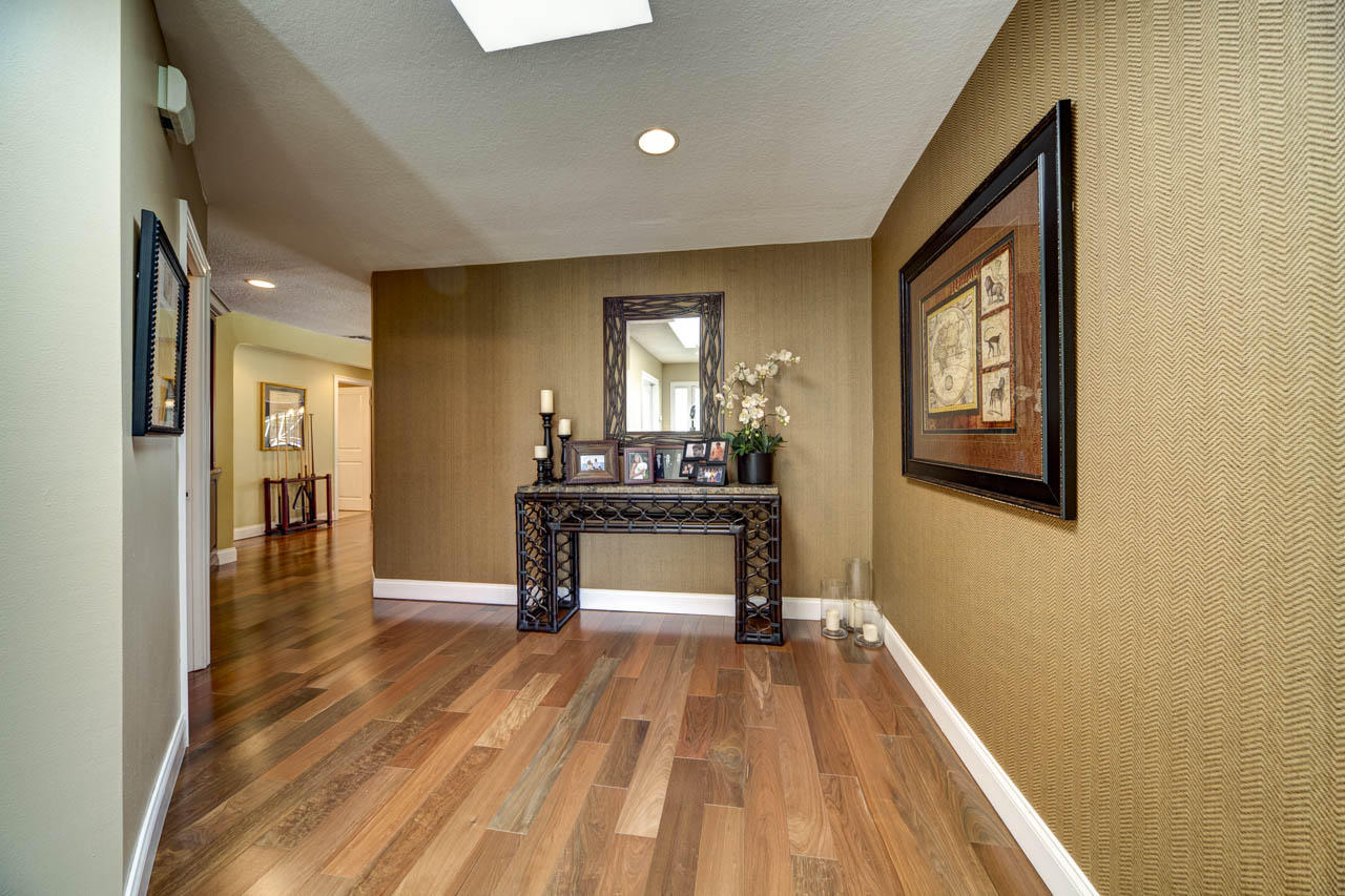 1219 Southwest Dyer Point Road Palm City, FL 34990 - Photo 14 of 25 Entry