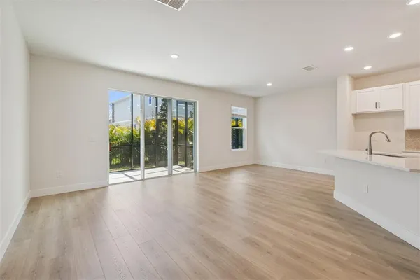 $329,990 | 10720 Oak Bnd Drive, Parrish, FL 34219