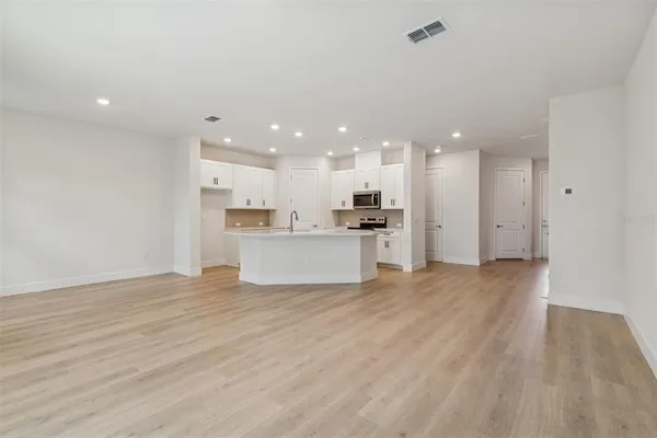 $329,990 | 10720 Oak Bnd Drive, Parrish, FL 34219