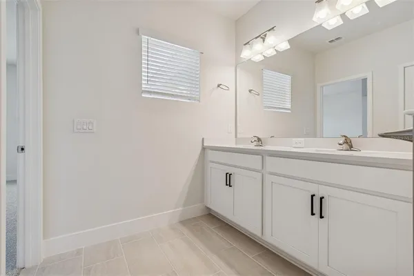 $329,990 | 10720 Oak Bnd Drive, Parrish, FL 34219