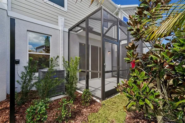 $329,990 | 10720 Oak Bnd Drive, Parrish, FL 34219