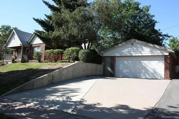 a view of house with outdoor space