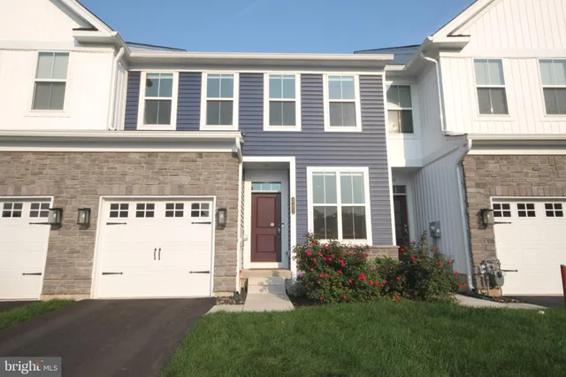 $3,100 | 331 Wynstone Court, Colmar, PA 18915