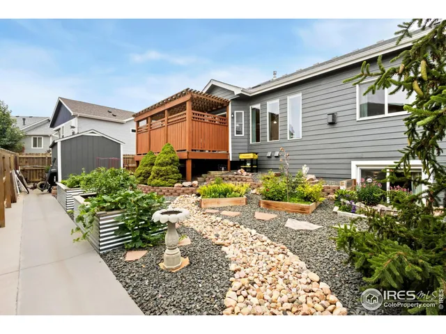 a house view with a outdoor space