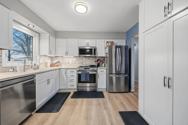 $390,000 | 507 Schelle Court, Verona, WI 53593