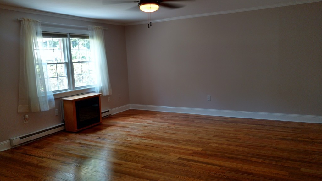 131 Round Hill Road, Unit 131 Northampton, MA 01060 - Photo 11 of 25 Gallery Image 11