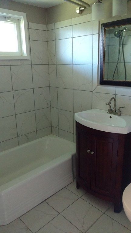 131 Round Hill Road, Unit 131 Northampton, MA 01060 - Photo 8 of 25 Gallery Image 8