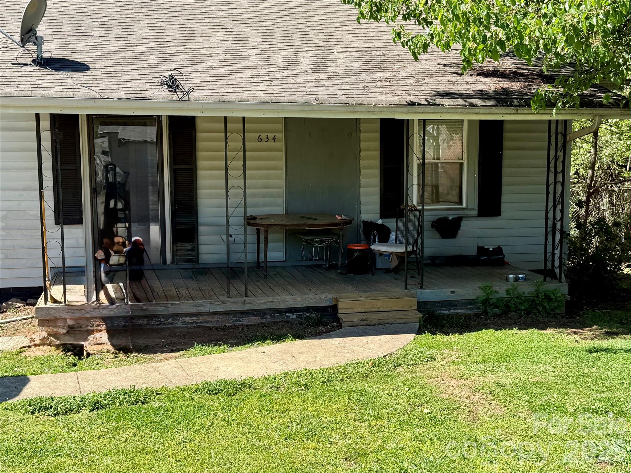 634 Oates Road Gastonia, NC 28052 - Photo 1 of 24