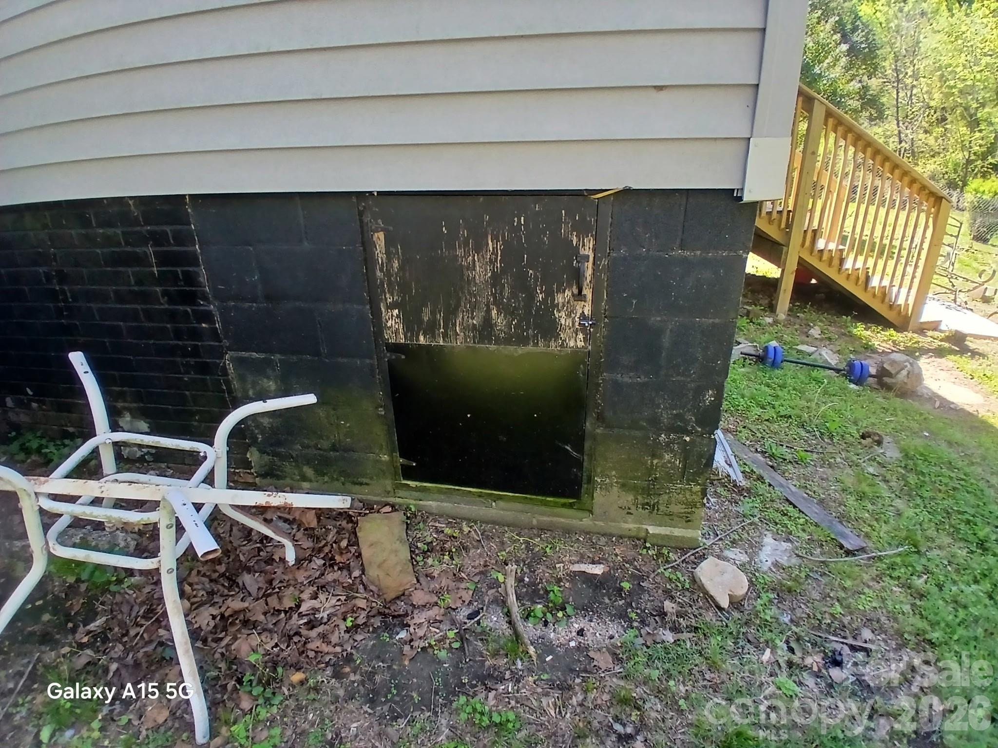 634 Oates Road Gastonia, NC 28052 - Photo 31 of 33 a backyard of a house with outdoor seating
