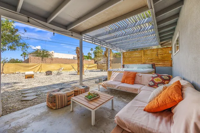 $2,100 | 13215 Deodar Avenue, Desert Hot Springs, CA 92240