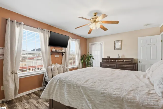 $254,900 | 209 Alice Avenue, Greenville, SC 29611