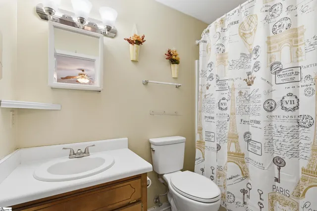 $254,900 | 209 Alice Avenue, Greenville, SC 29611