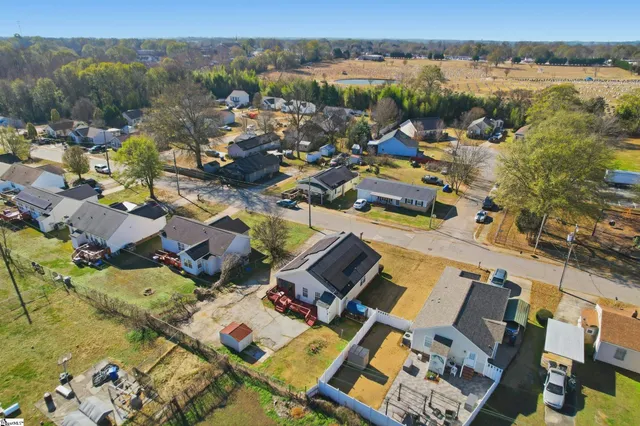 $254,900 | 209 Alice Avenue, Greenville, SC 29611