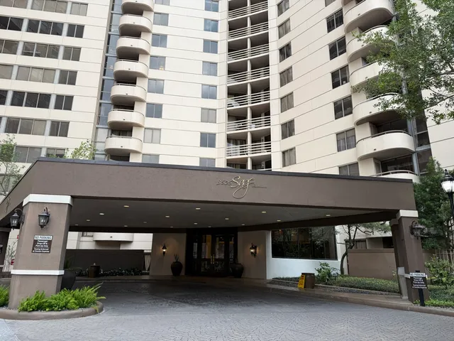 $149,900 | 3525 Sage Road, Unit 304, Houston, TX 77056