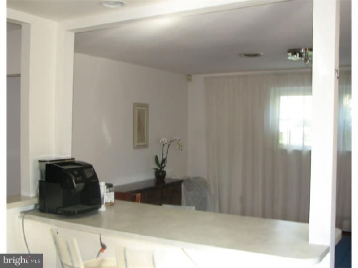 3504 Hale Road Huntingdon Valley, PA 19006 - Photo 6 of 13 Kitchen