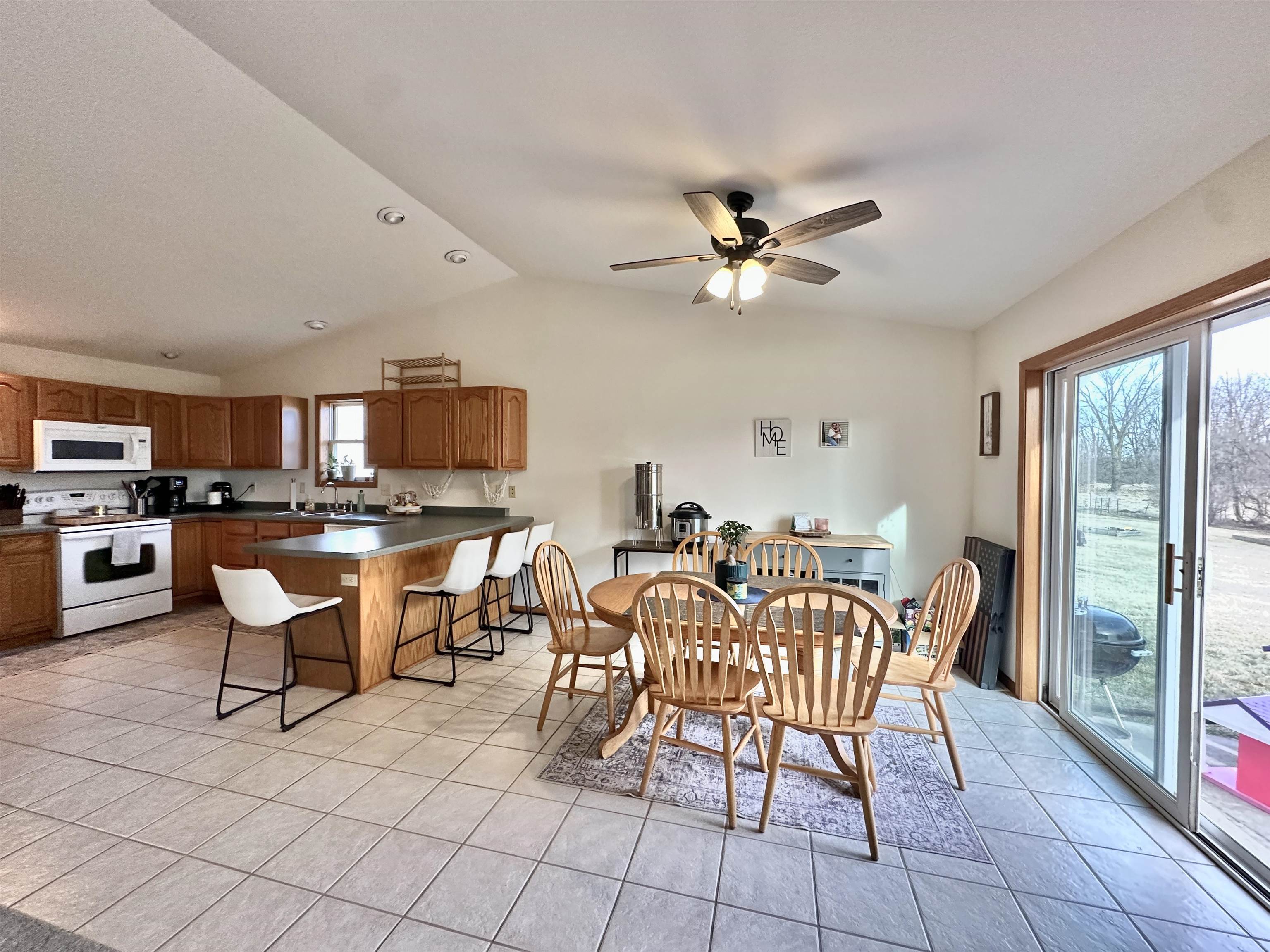 109 Jennifer Lane Fall River, WI 53932 - Photo 18 of 39