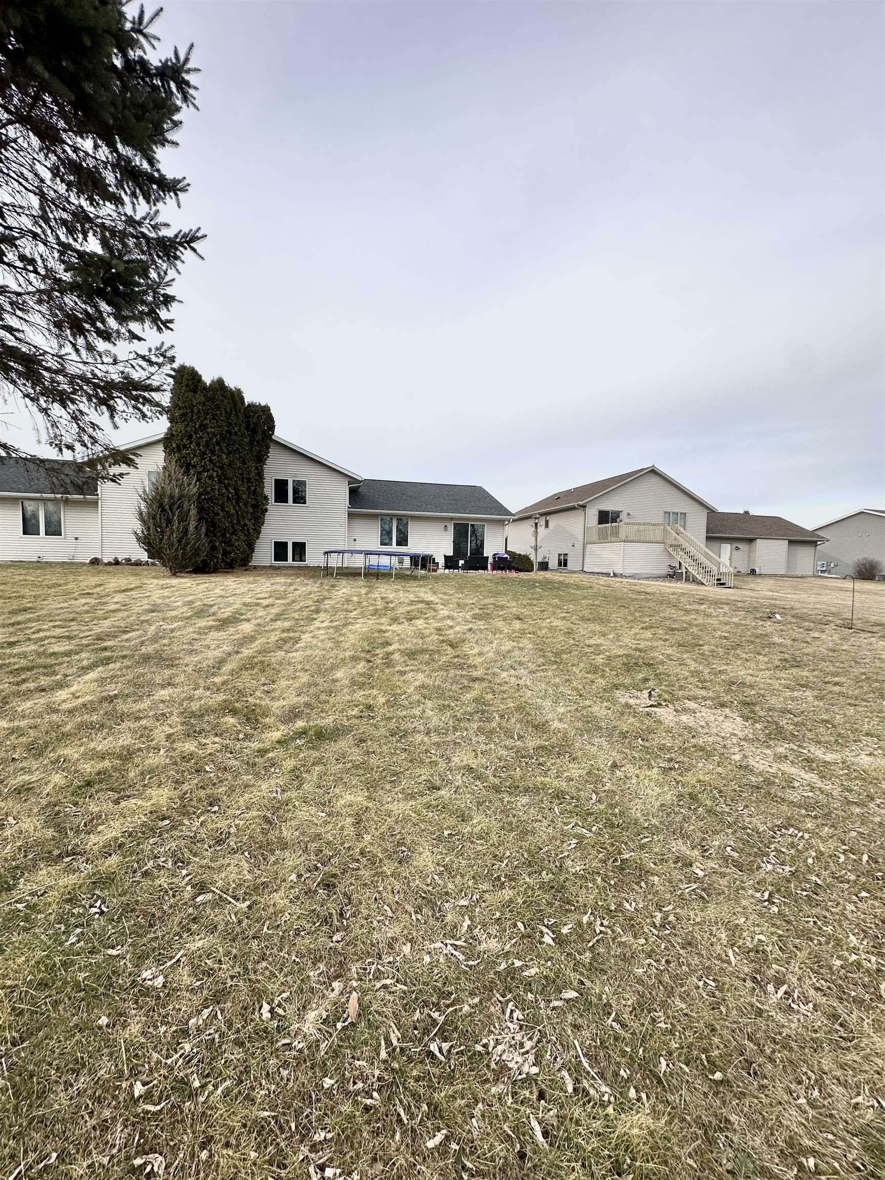 109 Jennifer Lane Fall River, WI 53932 - Photo 37 of 39