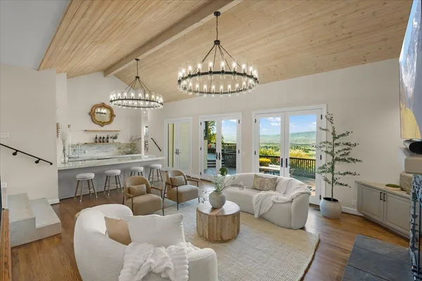 $2,830,000 | 9539 VÃa Del Cielo, Gilroy, CA 95020