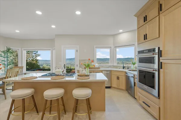 $2,830,000 | 9539 VÃa Del Cielo, Gilroy, CA 95020