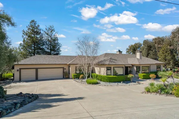 $2,830,000 | 9539 VÃa Del Cielo, Gilroy, CA 95020