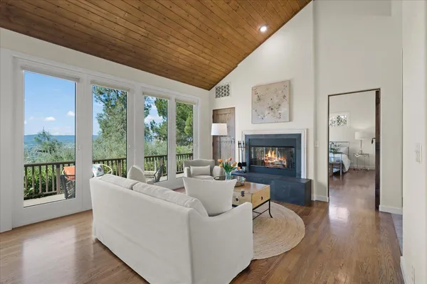 $2,830,000 | 9539 VÃa Del Cielo, Gilroy, CA 95020