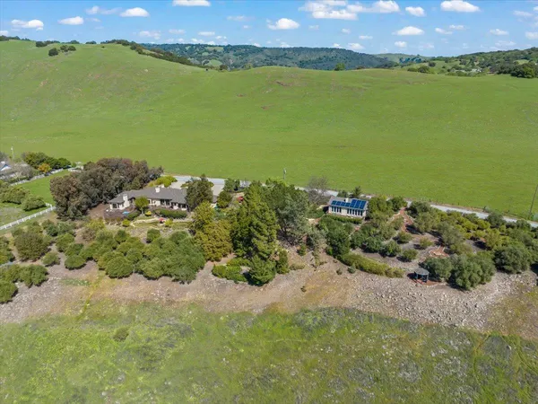 $2,830,000 | 9539 VÃa Del Cielo, Gilroy, CA 95020