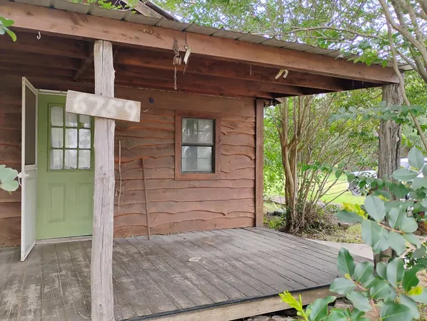 $1,100 | 6759 Highway 105, Unit PIE SHP, Navasota, TX 77868