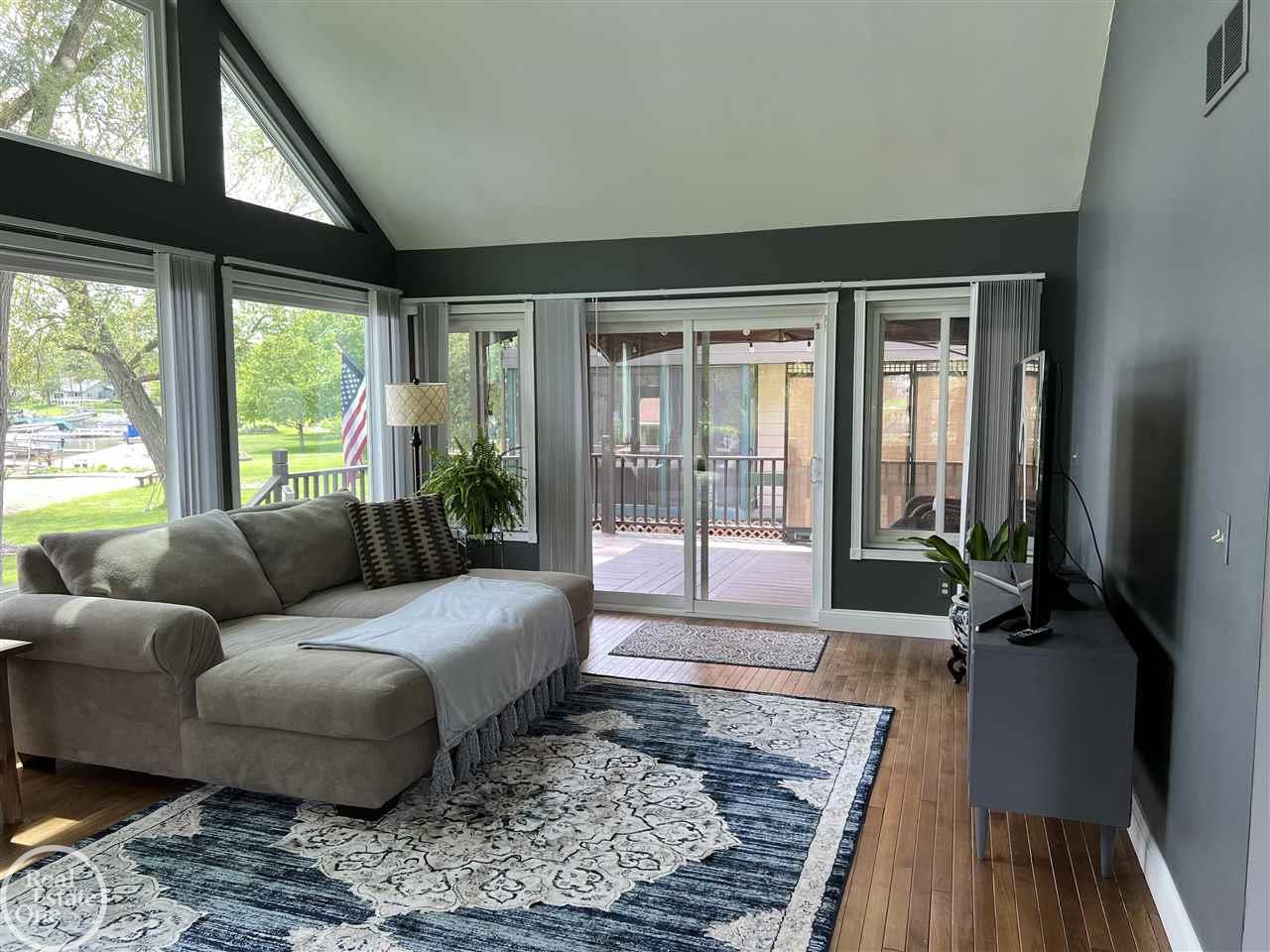 2629 Rubbins Road Howell, MI 48843 - Photo 14 of 63