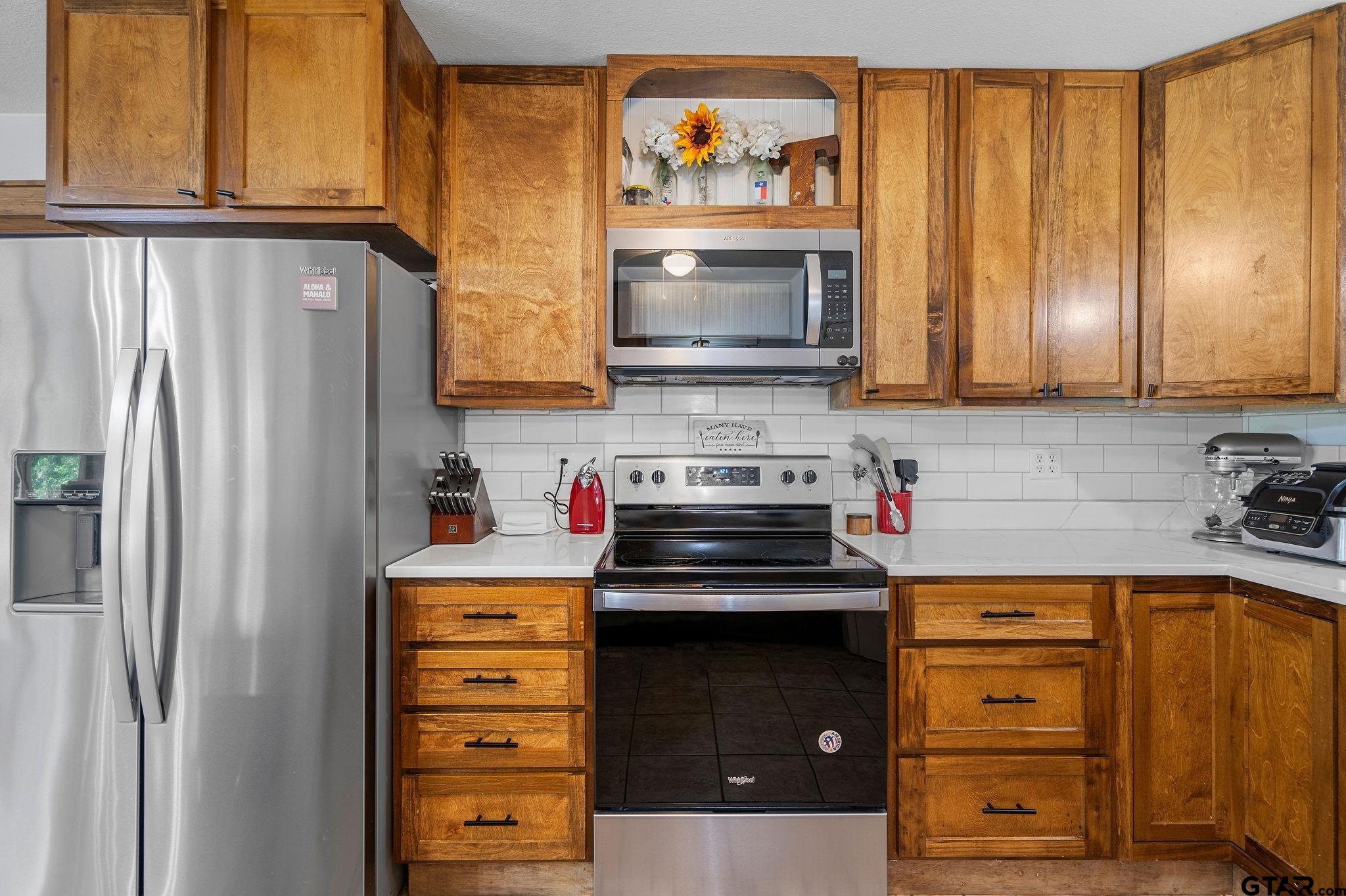 237 Saddleback Lane Holly Lake Ranch, TX 75765 - Photo 13 of 31