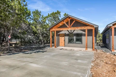 $299,500 | 122 Shady Bluff Drive, Wimberley, TX 78676