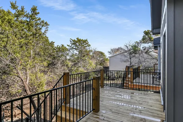 $299,500 | 122 Shady Bluff Drive, Wimberley, TX 78676