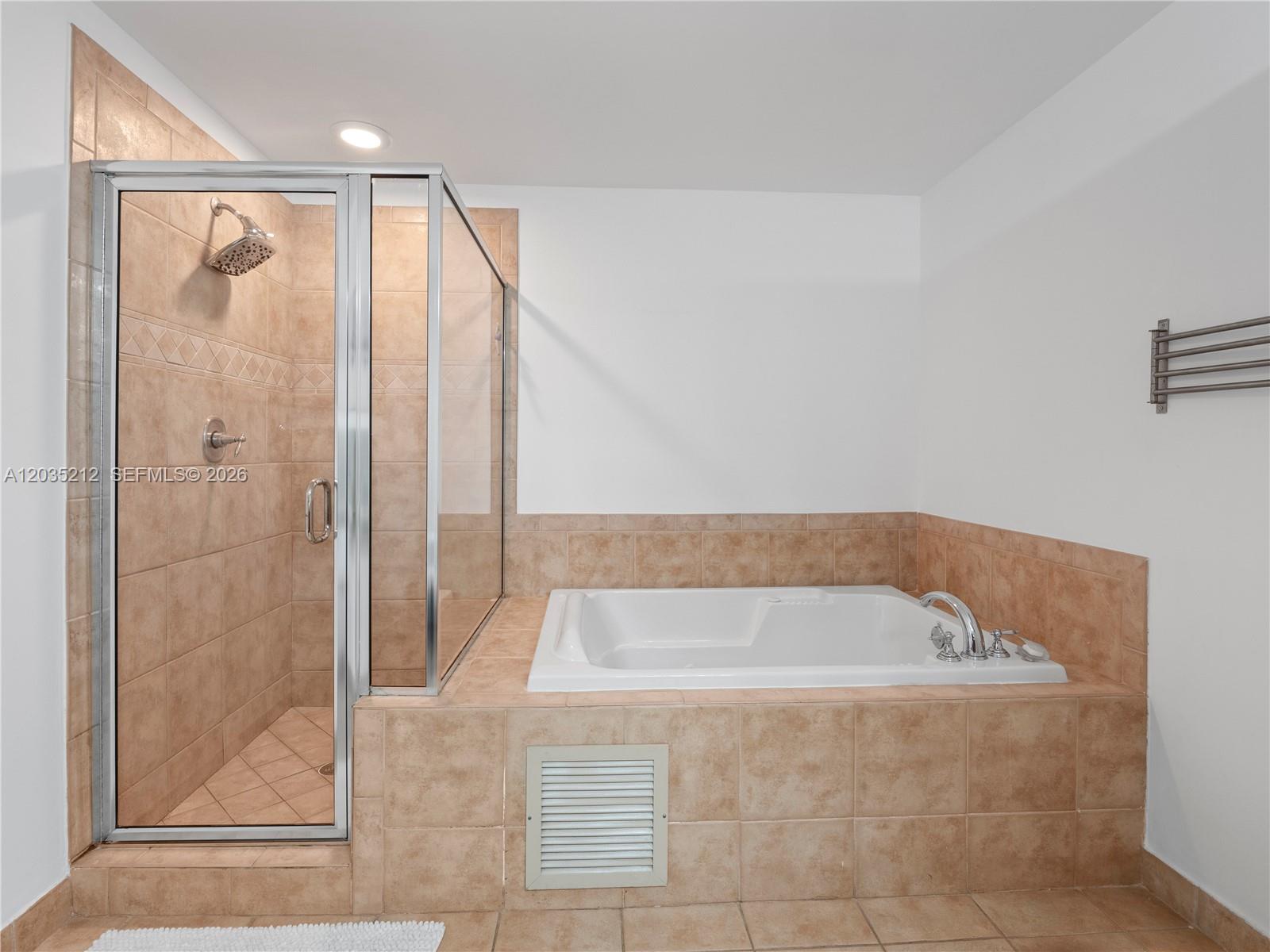 888 Douglas Road, Unit 302 Coral Gables, FL 33134 - Photo 24 of 51 MASTER BATHROOM WITH DOBLE SINKS, SEPARATE SHOWER & JACUZZI