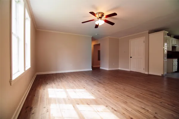 $1,499 | 14203 East Ravine Run, Willis, TX 77318