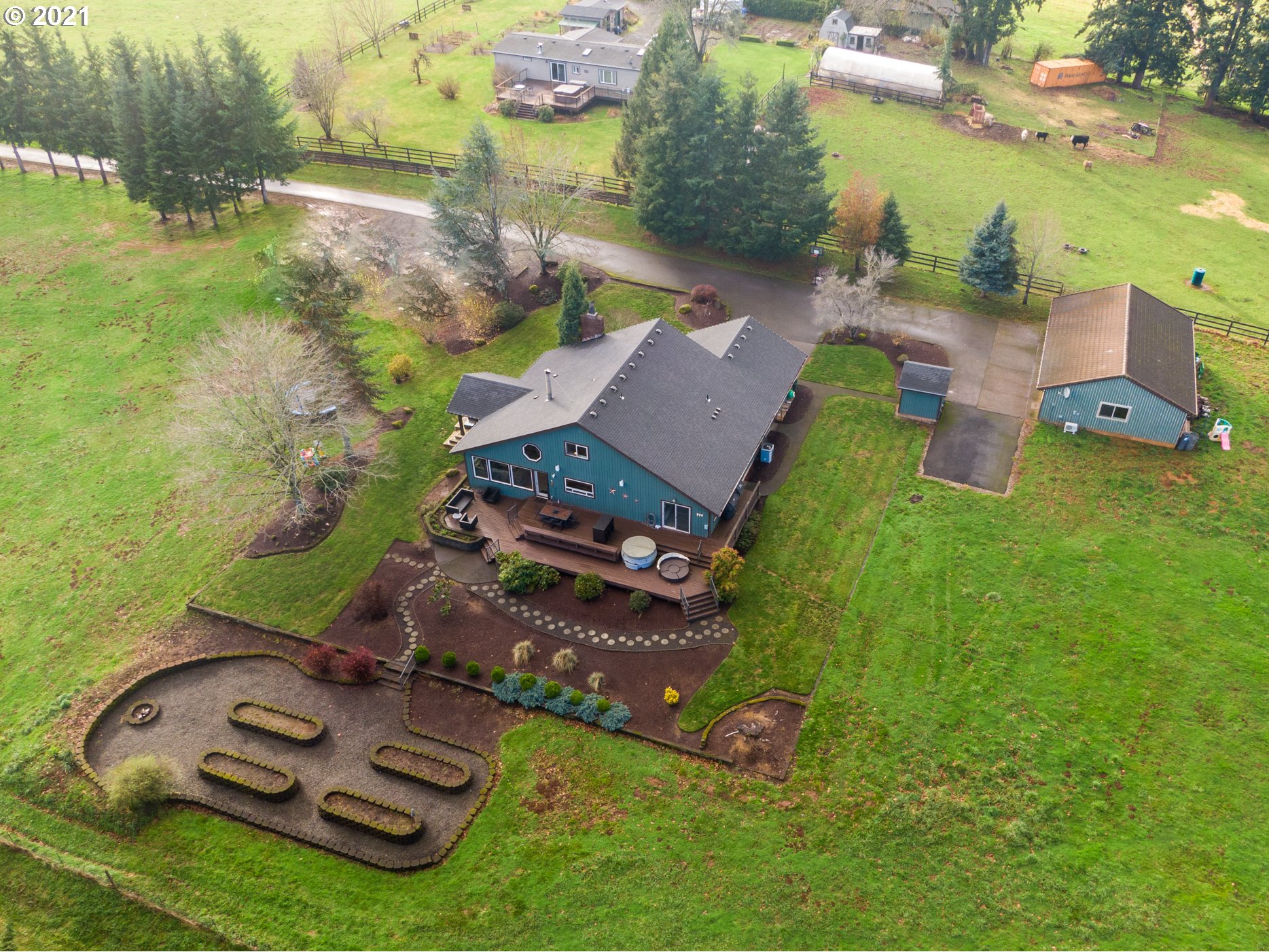 15695 South Carus Road Oregon City, OR 97045 - Photo 30 of 32 an aerial view of a house with backyard