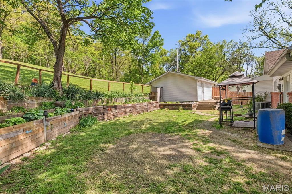 409 Luke Street Clarksville, MO 63336 - Photo 70 of 73