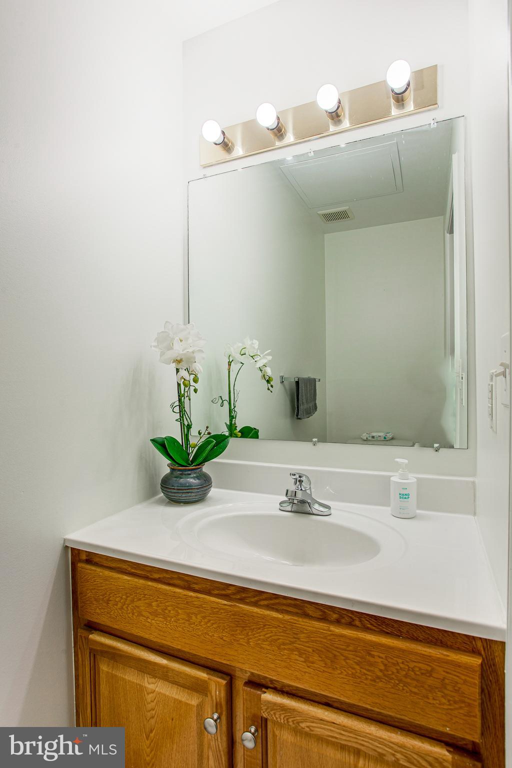 3726 Merrick Road Philadelphia, PA 19129 - Photo 13 of 31 Gallery Image 13
