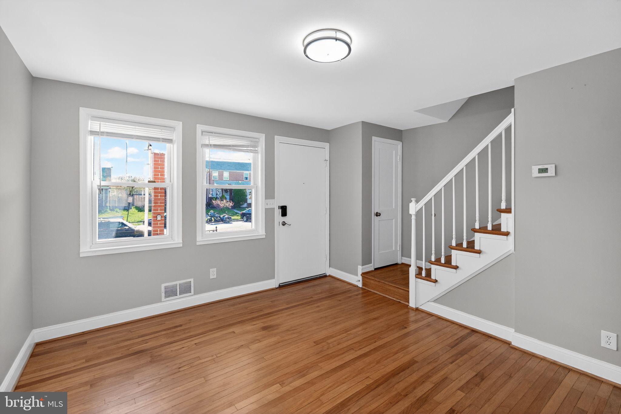 3425 Dunran Road Dundalk, MD 21222 - Photo 4 of 30