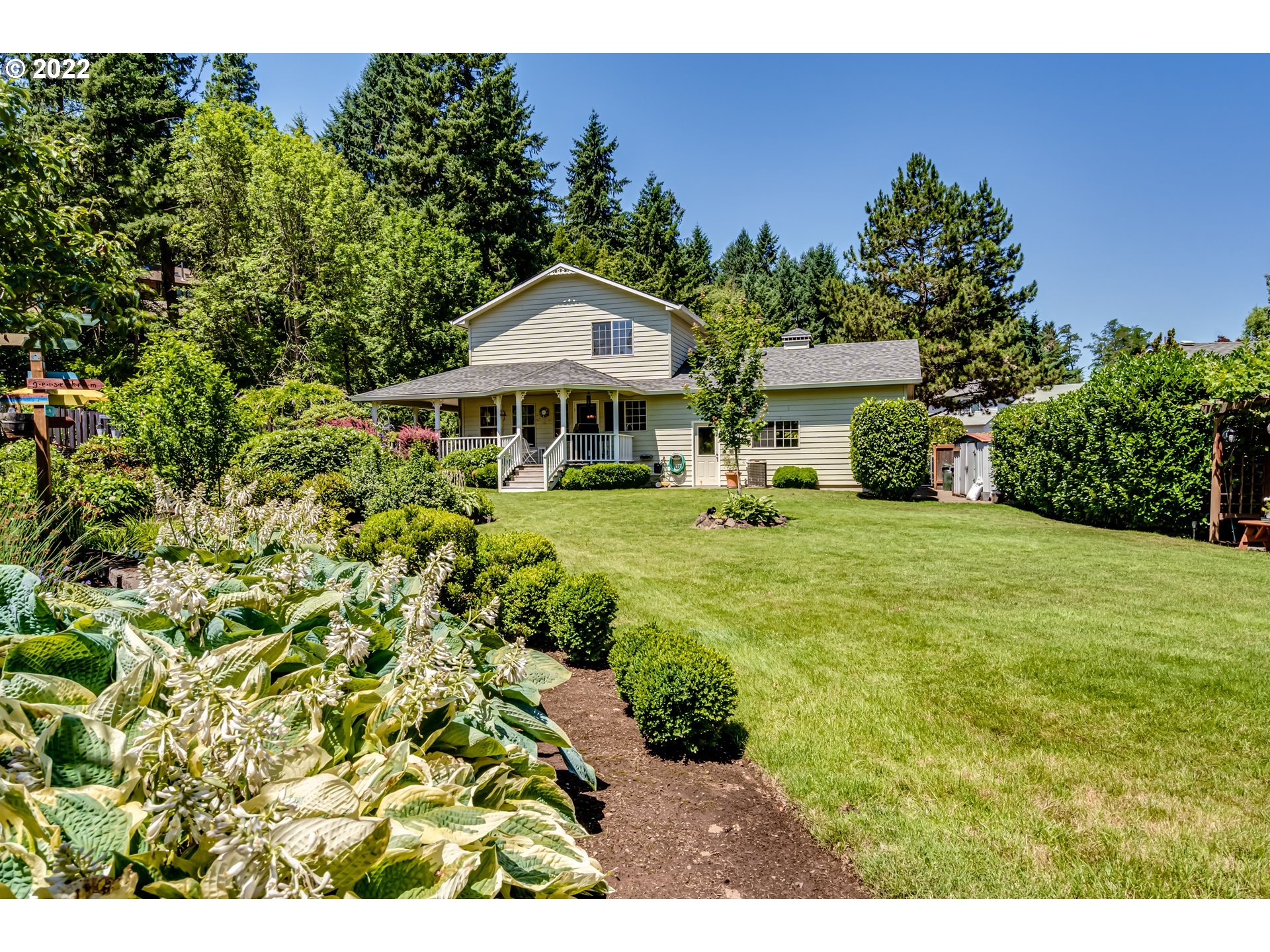 4043 Dillard Road Eugene, OR 97405 - Photo 26 of 31 Backyard