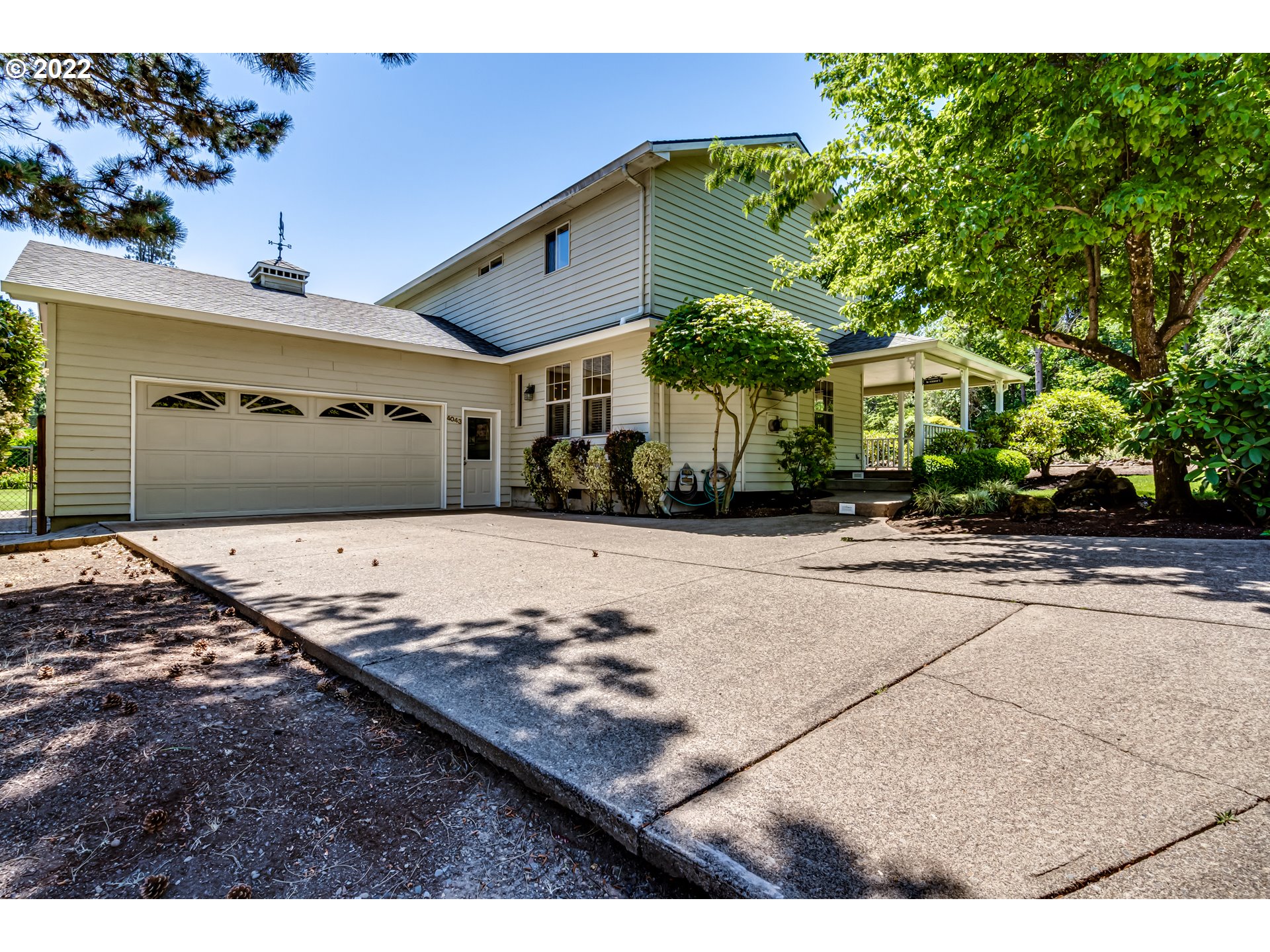 4043 Dillard Road Eugene, OR 97405 - Photo 31 of 31 Driveway