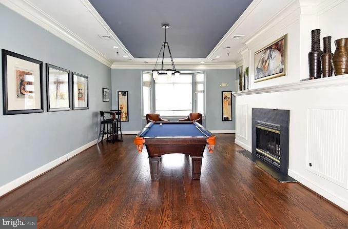 1621 Ladue Court, Unit 105 Woodbridge, VA 22191 - Photo 51 of 60 a living room with furniture fireplace and window