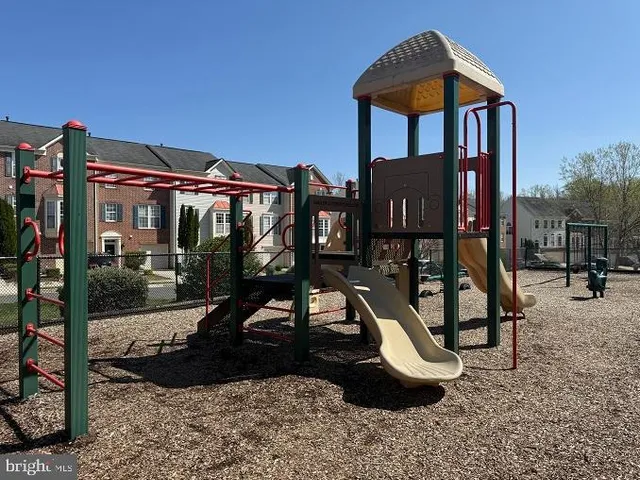 $449,000 | 1621 Ladue Court, Unit 105, Woodbridge, VA 22191