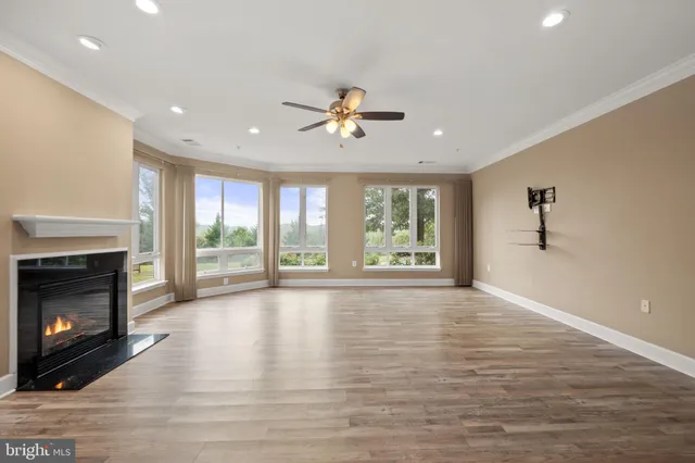 $449,000 | 1621 Ladue Court, Unit 105, Woodbridge, VA 22191