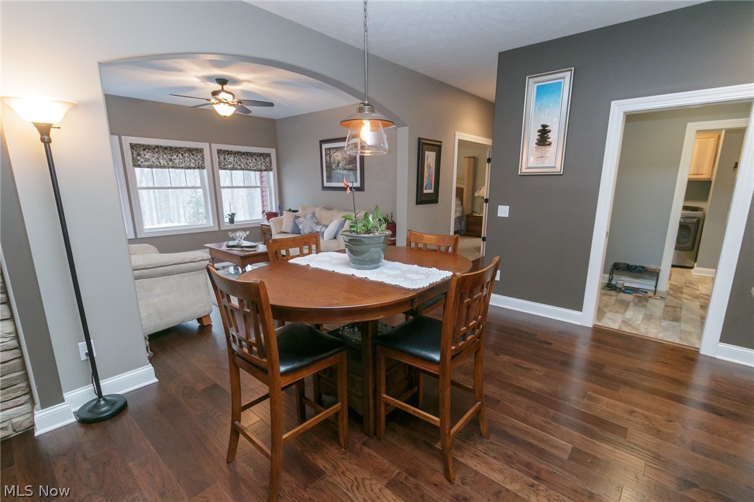2499 Substation Road Medina, OH 44256 - Photo 9 of 35 Dinette