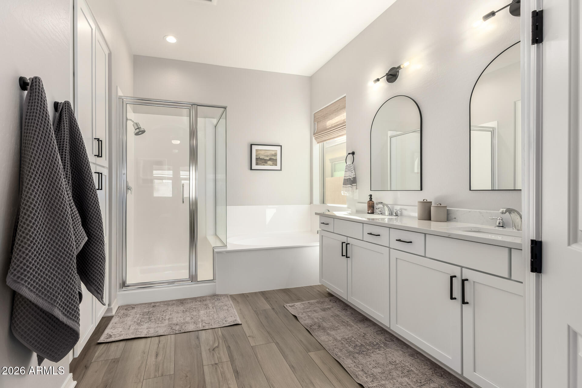 23122 East Mayberry Road Queen Creek, AZ 85142 - Photo 18 of 47 Primary Ensuite